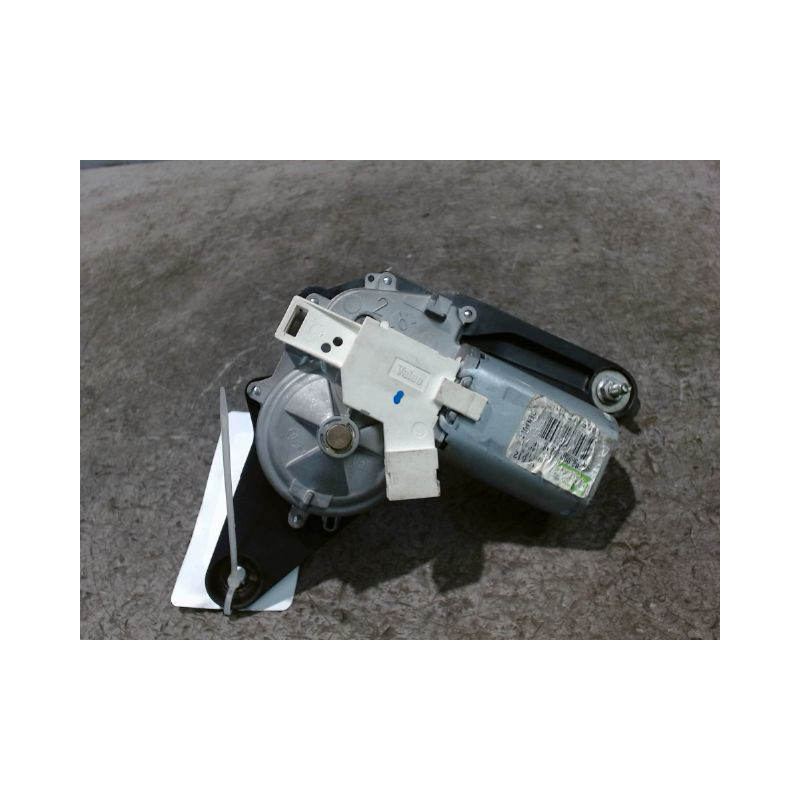 MOTEUR ESSUIE-GLACE ARRIERE RENAULT CLIO II CAMPUS 06-