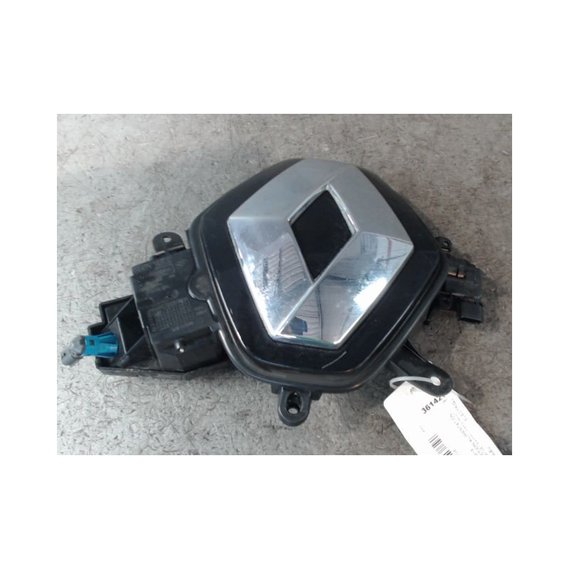 VOLET DE TRAPPE CHARGEMENT ELECTRIQUE RENAULT ZOE
