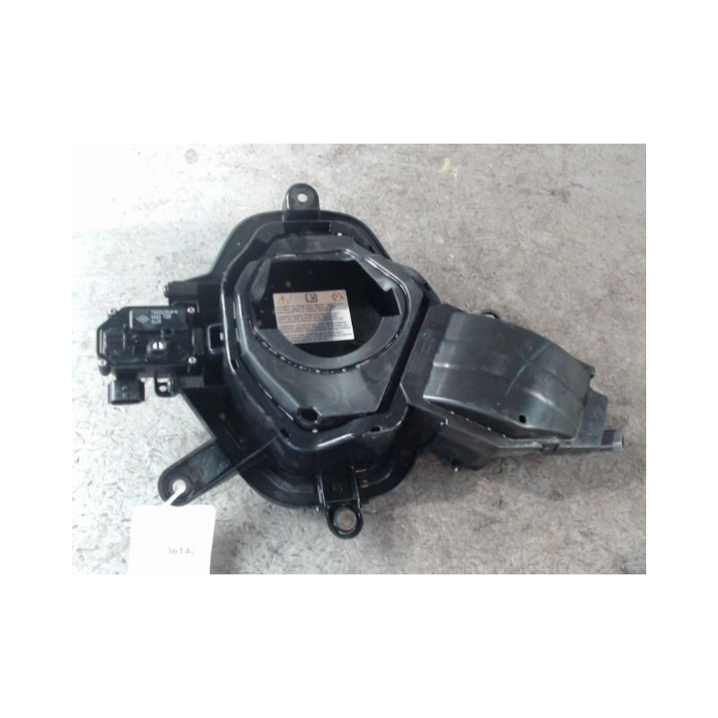 VOLET DE TRAPPE CHARGEMENT ELECTRIQUE RENAULT ZOE
