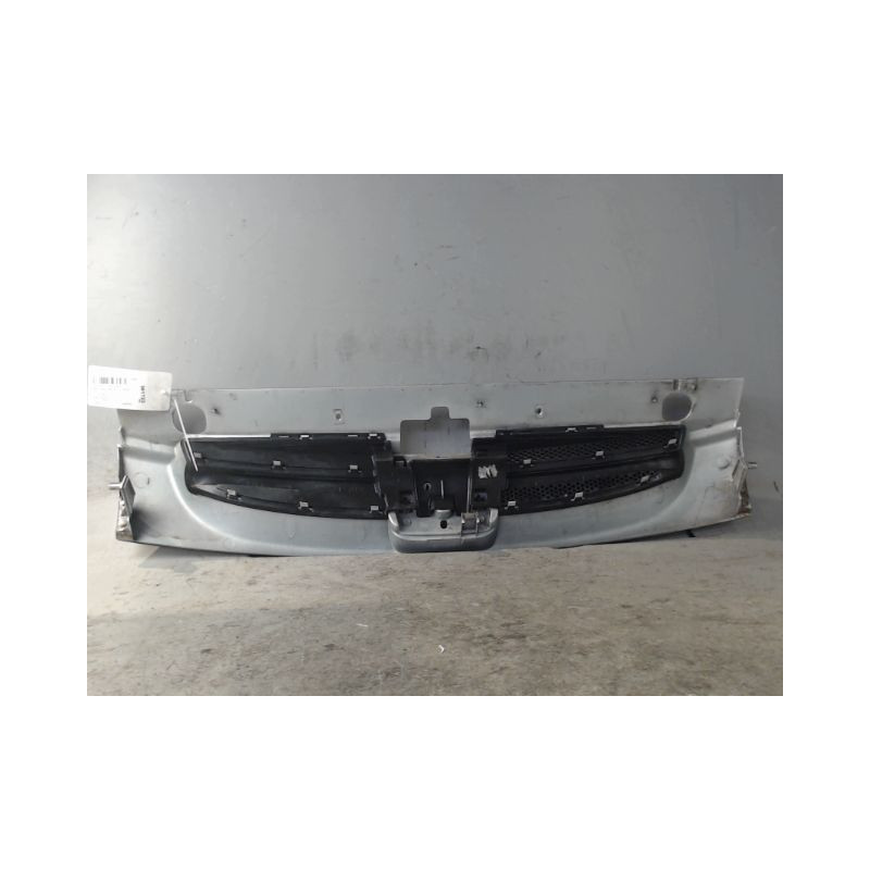 CALANDRE PEUGEOT PARTNER BREAK 2002-