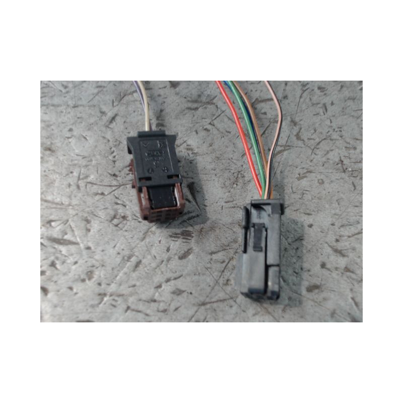 RETROVISEUR EXTERIEUR ELECTRIQUE GAUCHE PEUGEOT 307 2005-2007