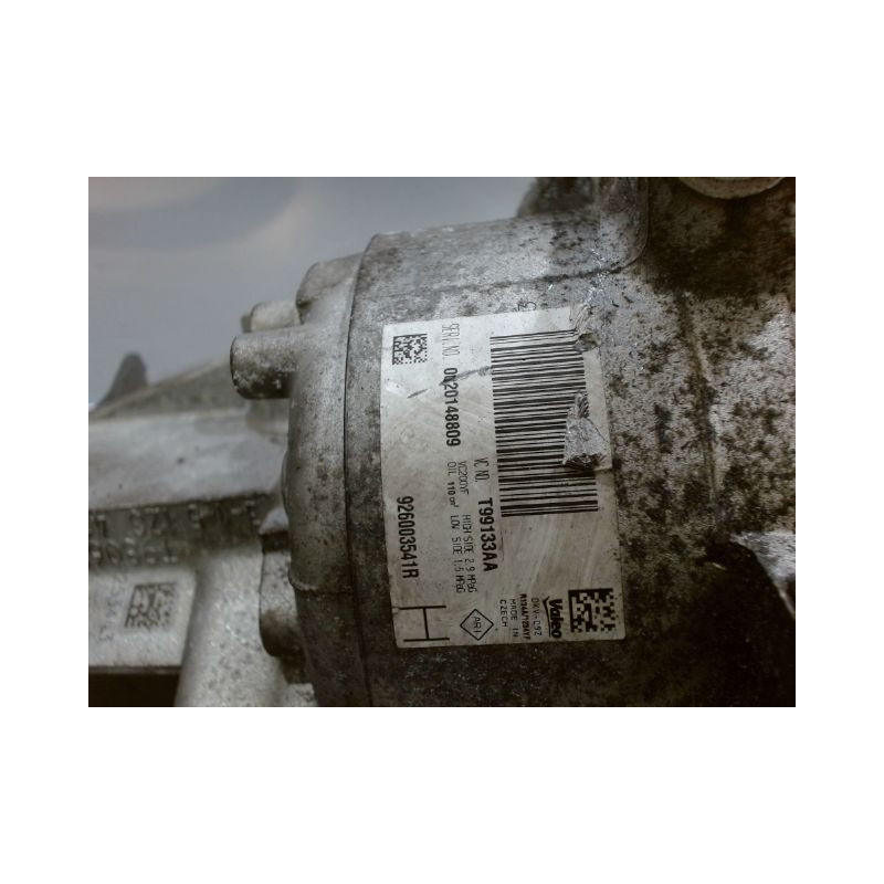 COMPRESSEUR AIR CONDITIONNE DACIA SANDERO