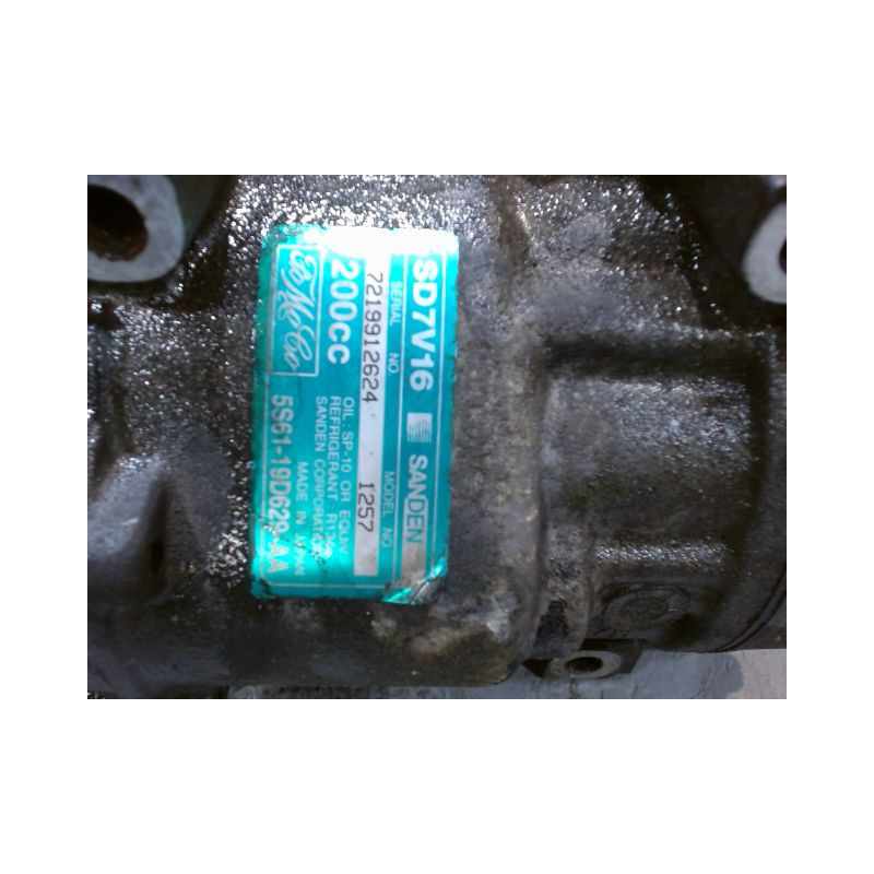 COMPRESSEUR AIR CONDITIONNE FORD FIESTA