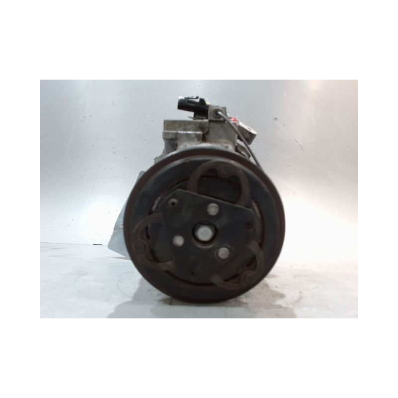 COMPRESSEUR AIR CONDITIONNE OPEL AGILA