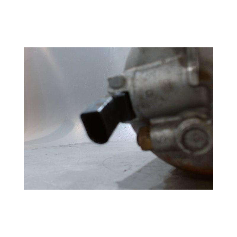 COMPRESSEUR AIR CONDITIONNE VOLKSWAGEN POLO