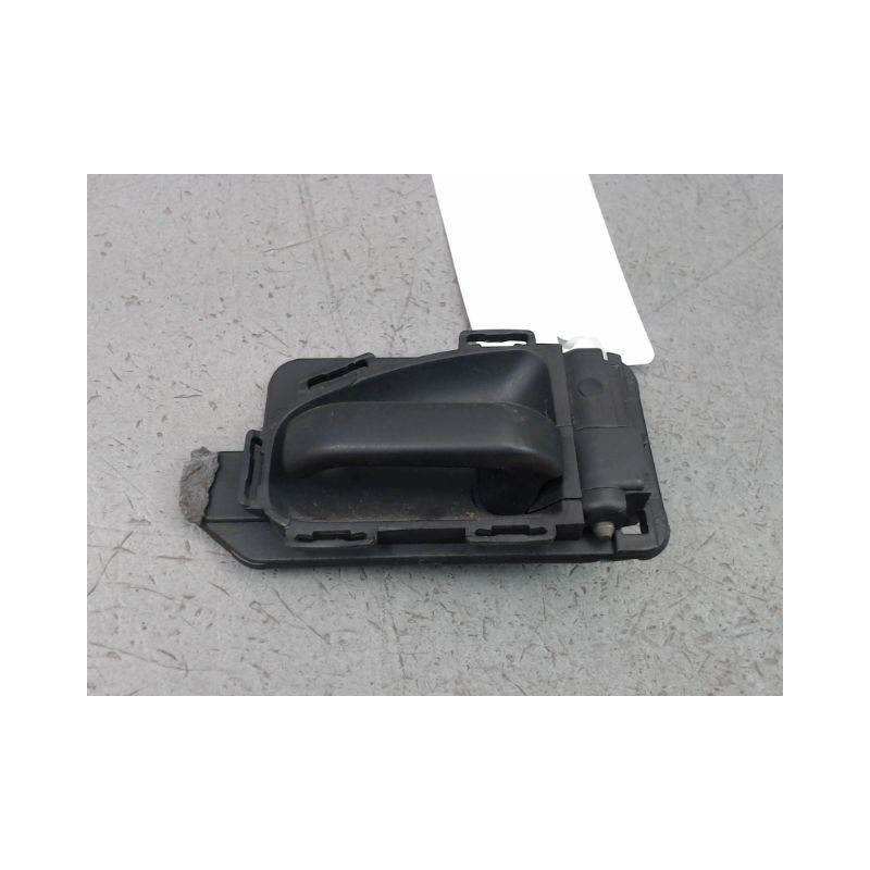 POIGNEE INTERIEURE PORTE AVANT DROIT CITROEN SAXO Phase 1 1996-1999