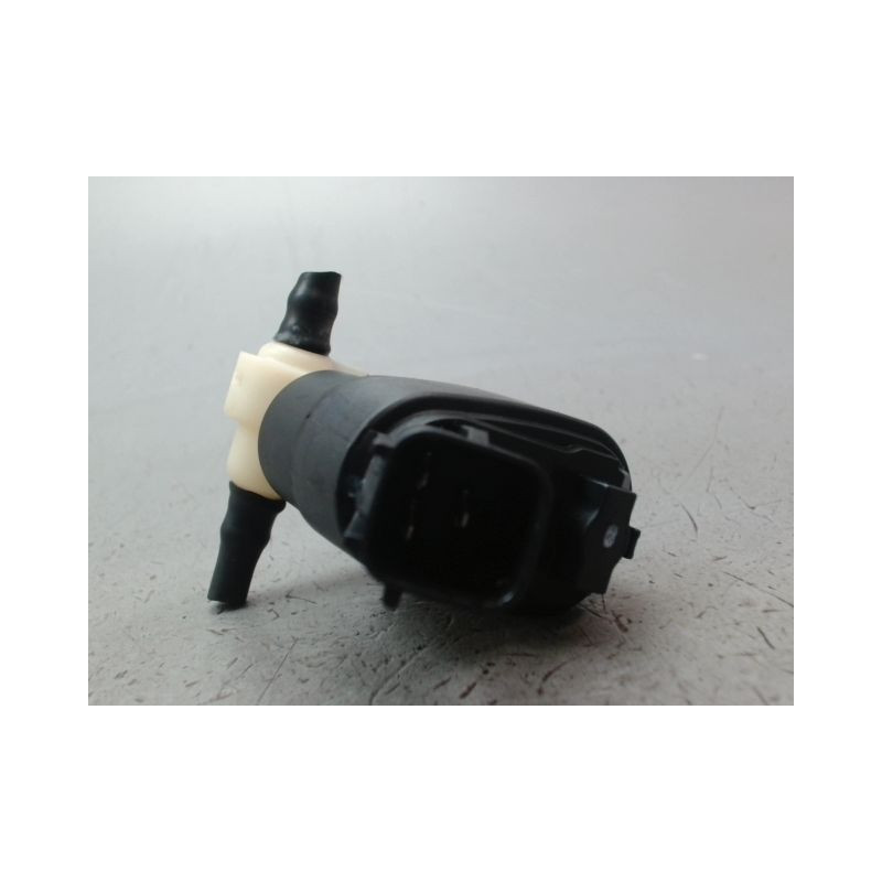 POMPE LAVE-GLACE AVANT HYUNDAI I20