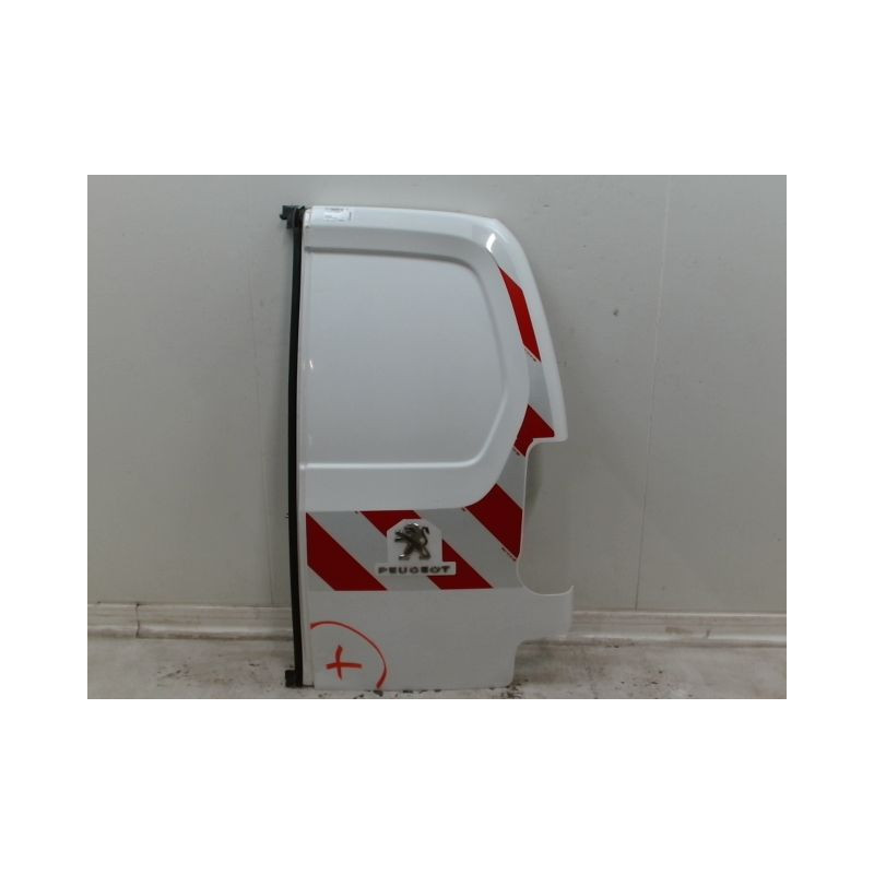 PORTE BATTANTE ARRIERE DROIT PEUGEOT PARTNER