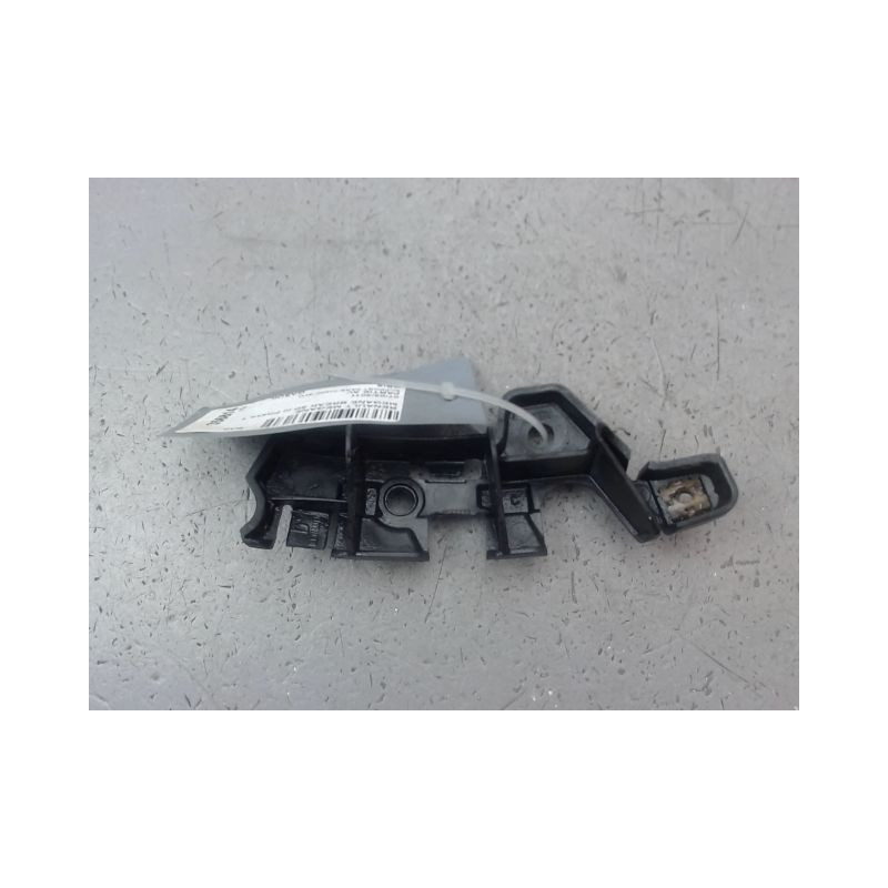 SUPPORT PARE-CHOC AVD RENAULT MEGANE BREAK III Phase 1 2009-2012