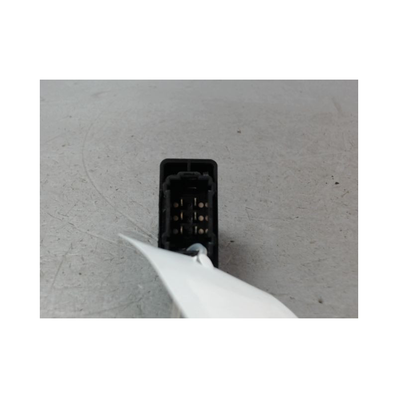 COMMANDE LEVE-GLACE PORTE AVG PEUGEOT PARTNER BREAK II Phase 2 (B9) 2012-...