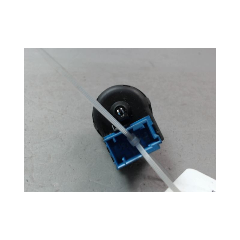 COMMANDE RETROVISSEUR EXTERIEUR ELECTRIQUE PEUGEOT PARTNER BREAK II Phase 2 (B9) 2012-...