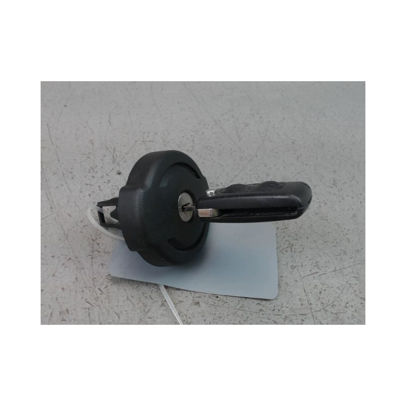 BOUCHON RESERVOIR A CARBURANT PEUGEOT 3008 BREAK I Phase 1 2009-2013