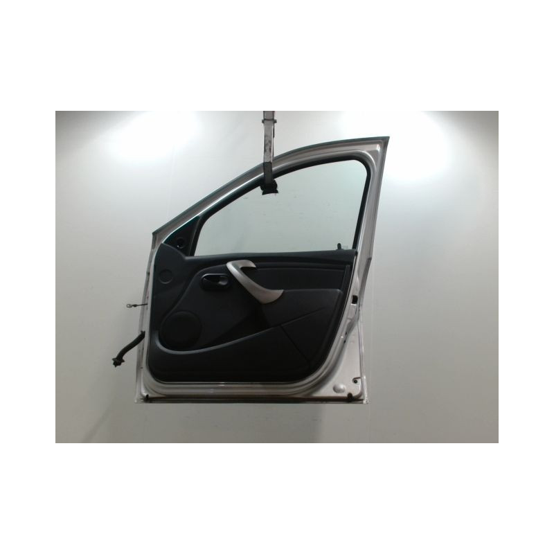 PORTE AVANT DROIT DACIA SANDERO I 2008-2012