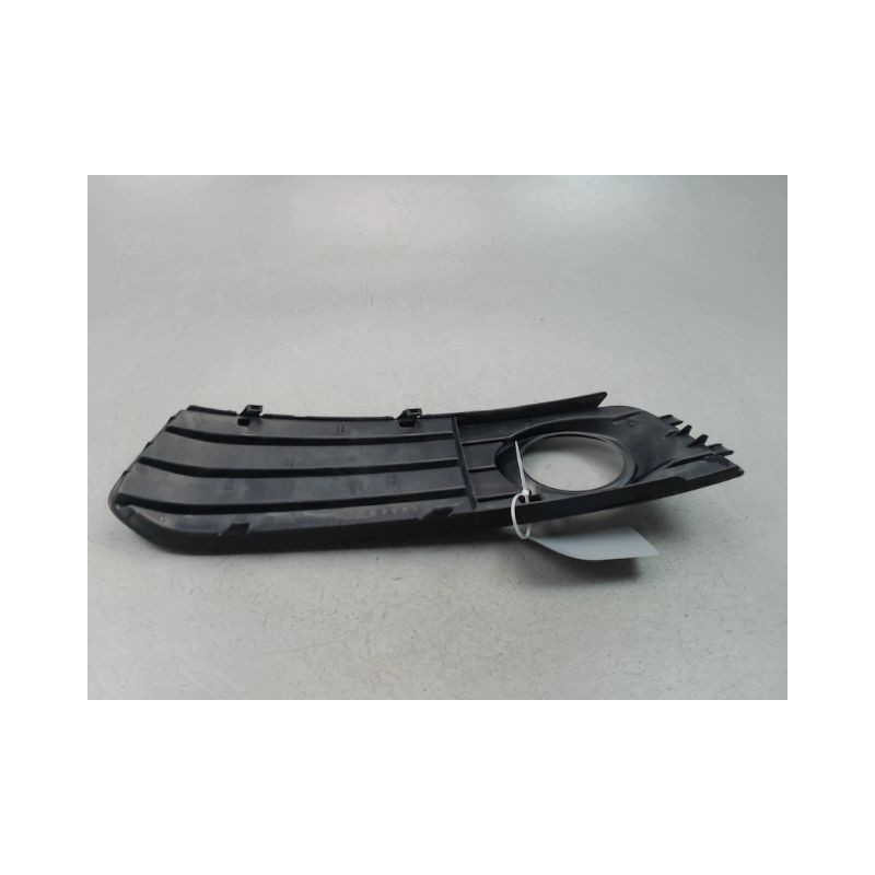 GRILLE VENTILATION PARE-CHOC AVD AUDI A4