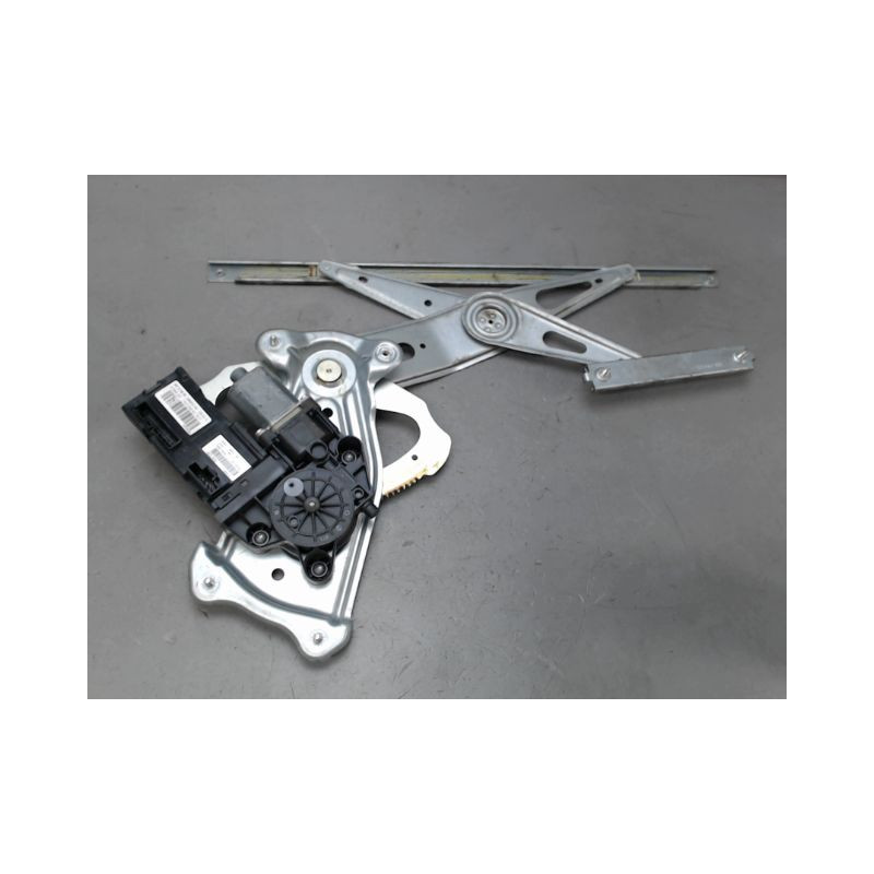 MECANISME LEVE-GLACE AVANT GAUCHE RENAULT MEGANE