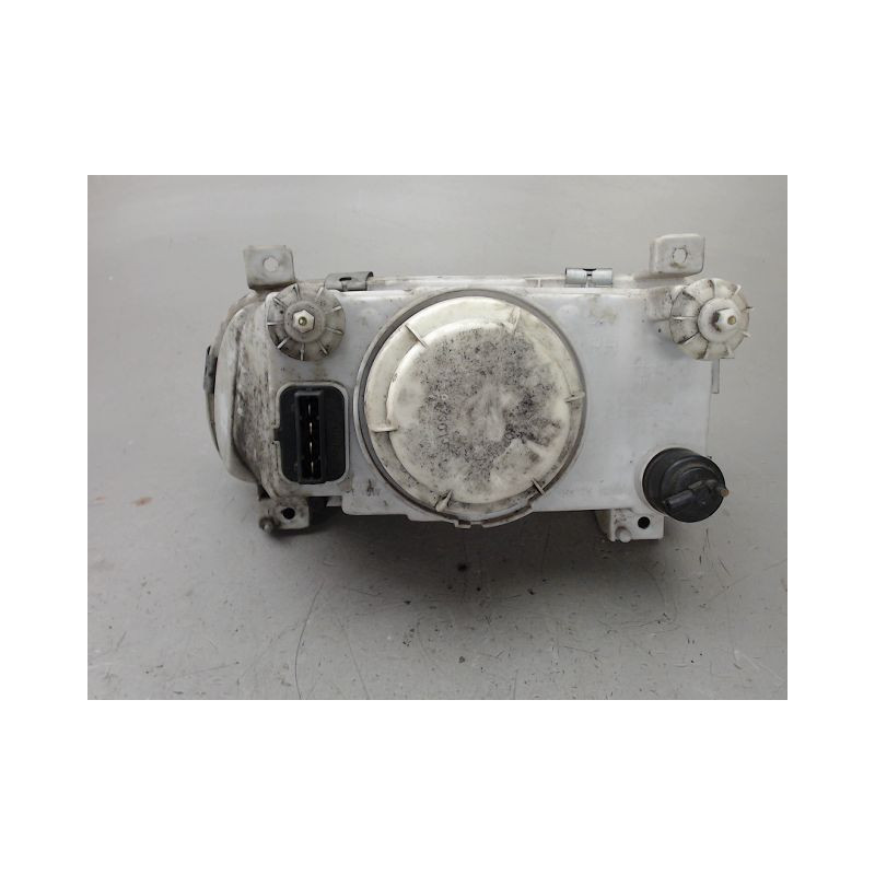 PHARE DROIT SKODA FELICIA