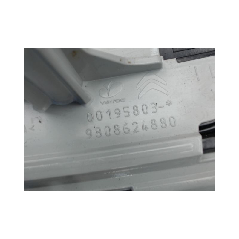 FEU ARRIERE INTERIEUR GAUCHE CITROEN C4