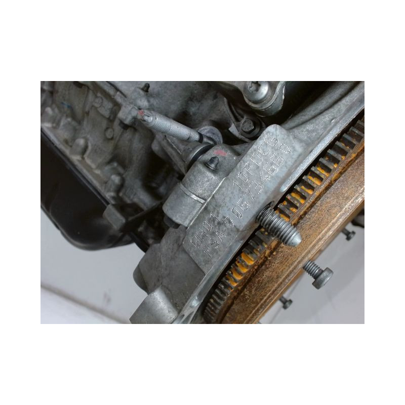 MOTEUR DIESEL PEUGEOT 208 1.4 HDi
