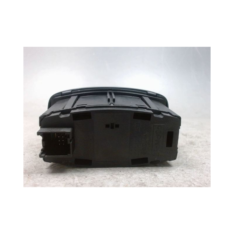 INTERIEUR COMMANDE PHARES FORD FIESTA