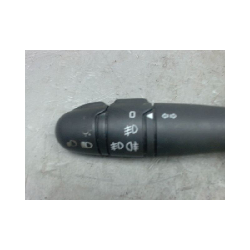 COMMANDE CLIGNOTANT RENAULT LAGUNA