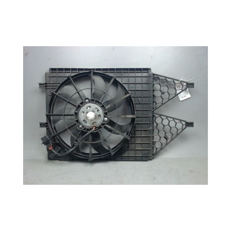 SUPPORT DE VENTILATEUR VOLKSWAGEN POLO