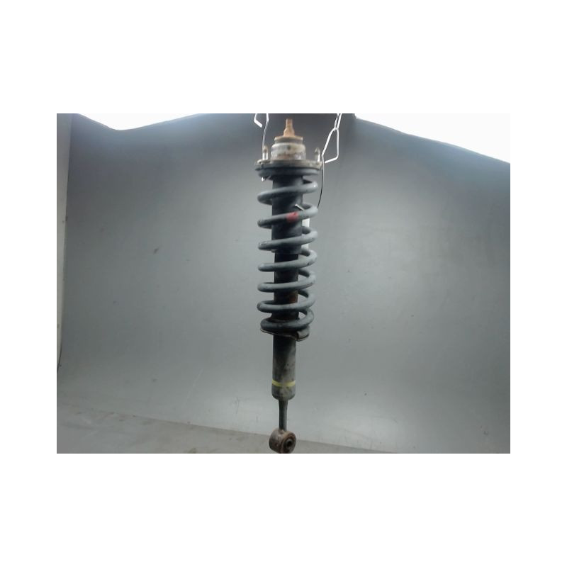 AMORTISSEUR AVANT DROIT TOYOTA HILUX SIMPLE CABINE 2006-