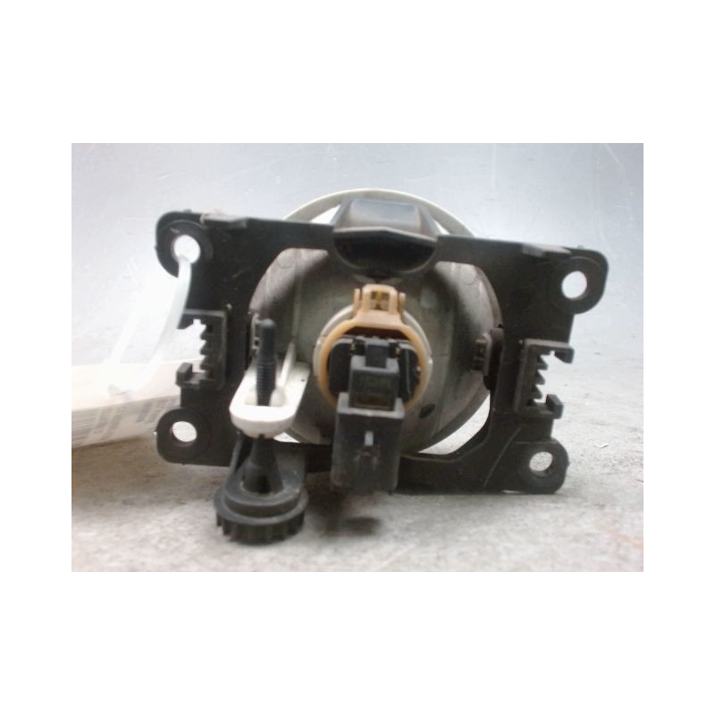 PHARE ANTIBROUILLARD AVANT DROIT CITROEN C3 PICASSO 2008-