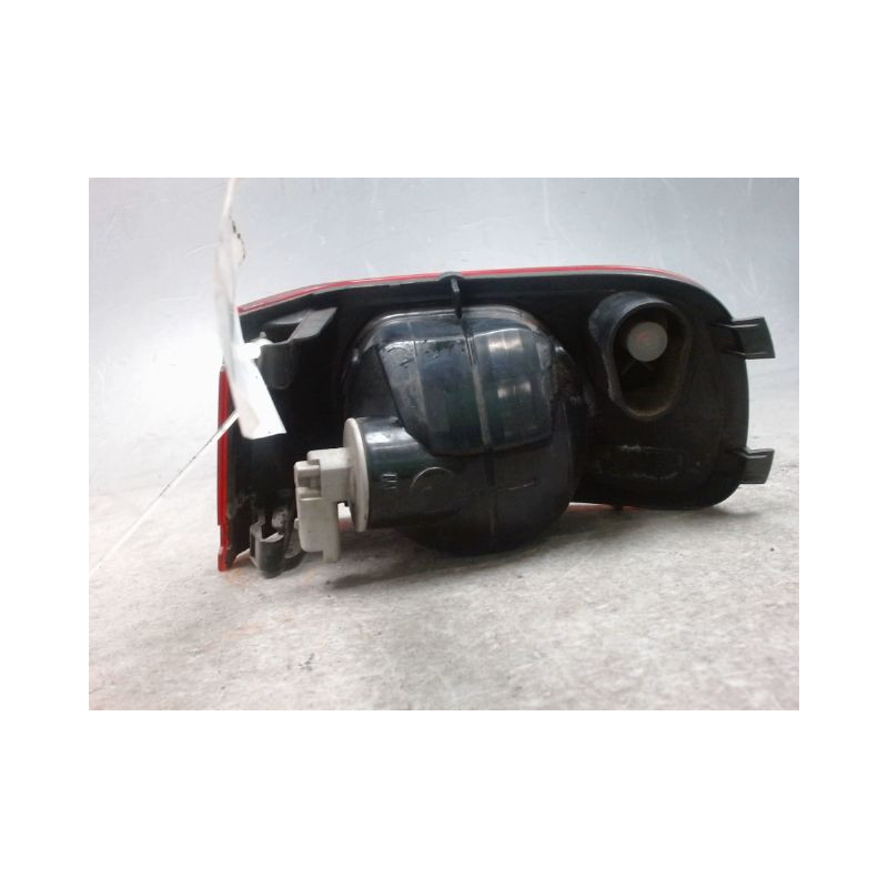 FEU DE PARE-CHOC ARRIERE GAUCHE CITROEN C3 PICASSO 2008-