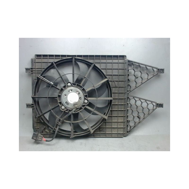 SUPPORT DE VENTILATEUR VOLKSWAGEN POLO