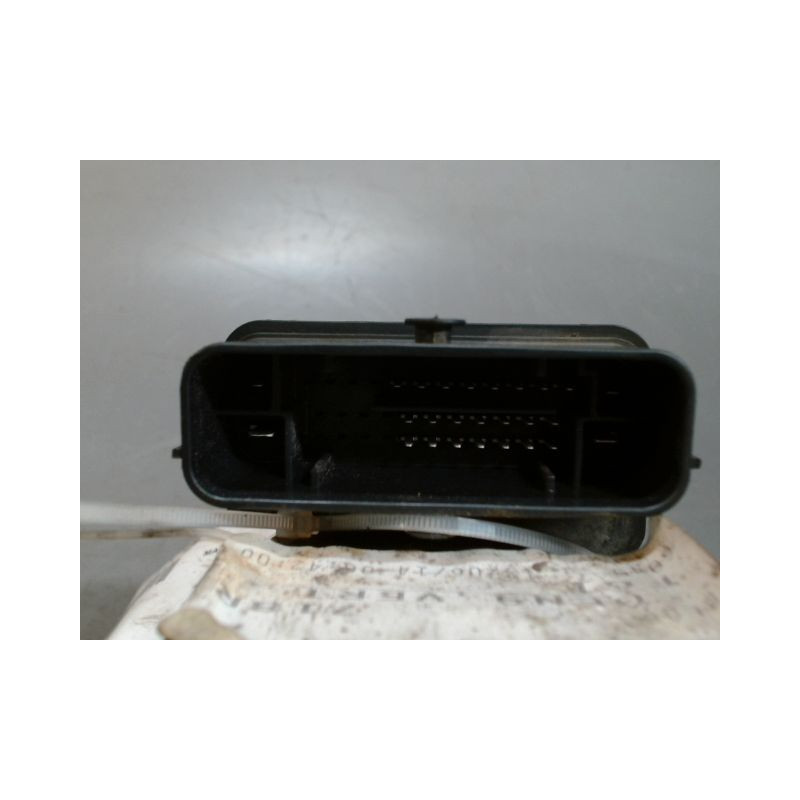 UNITE HYDRAULIQUE ABS RENAULT KANGOO
