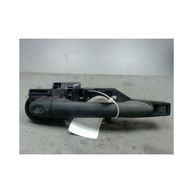 POIGNEE EXTERIEURE PORTE AVANT GAUCHE RENAULT KANGOO