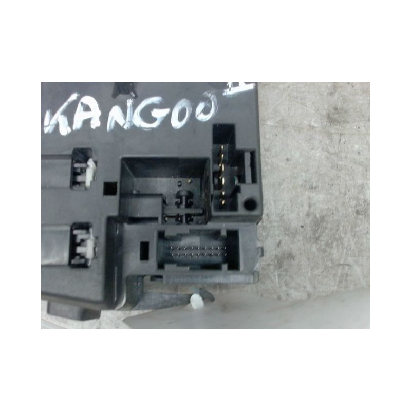 COMMANDE ESSUIE GLACE RENAULT KANGOO