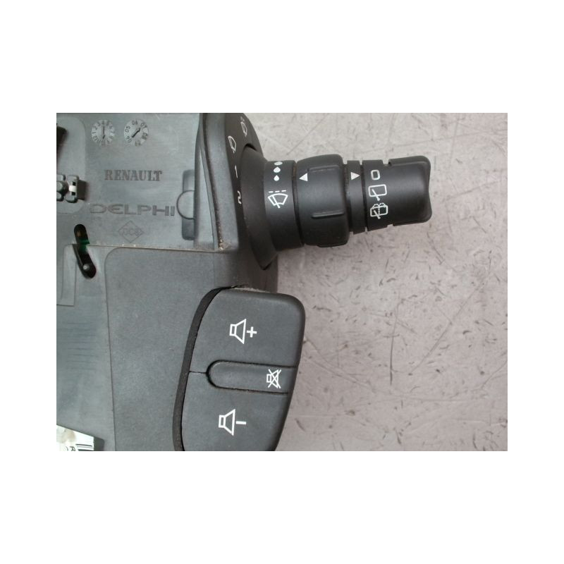 COMMANDE ESSUIE GLACE RENAULT CLIO