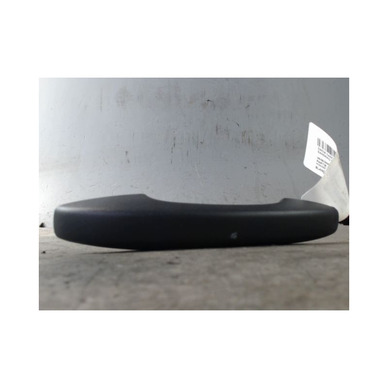 POIGNEE EXTERIEURE PORTE AVANT DROIT DACIA SANDERO 2008-