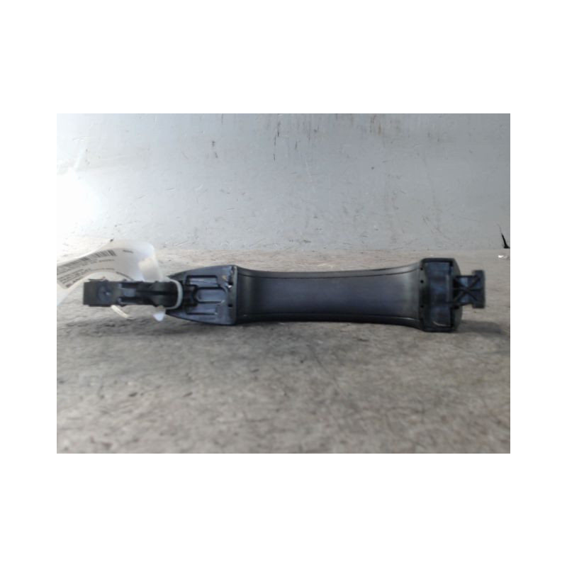 POIGNEE EXTERIEURE PORTE AVANT GAUCHE DACIA SANDERO 2008-
