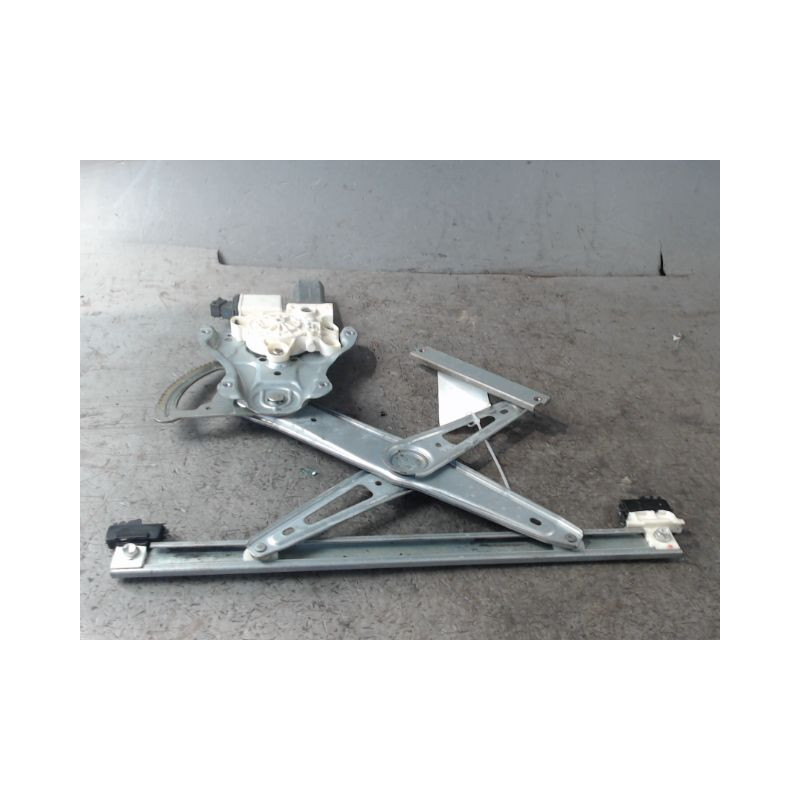 MECANISME+MOTEUR LEVE-GLACE AVANT DROIT TOYOTA COROLLA 2004-