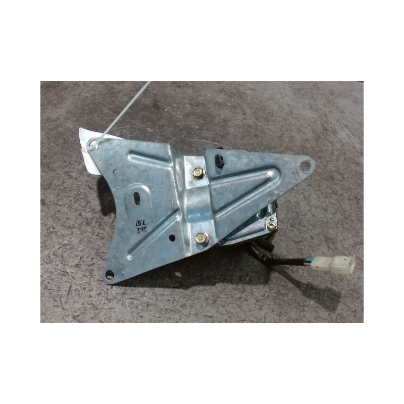 MOTEUR ESSUIE-GLACE ARRIERE RENAULT TWINGO 93-98