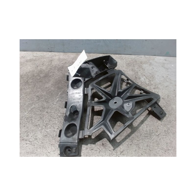 SUPPORT PARE-CHOC ARG RENAULT SCENIC III 2009-