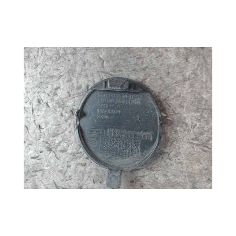 OBTURATEUR COUVRE CROCHET DE BOUCLIER AV SEAT IBIZA 2008-