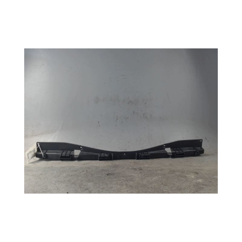 SUPPORT CENTRAL PARE-CHOC ARRIERE  RENAULT MODUS 2008-