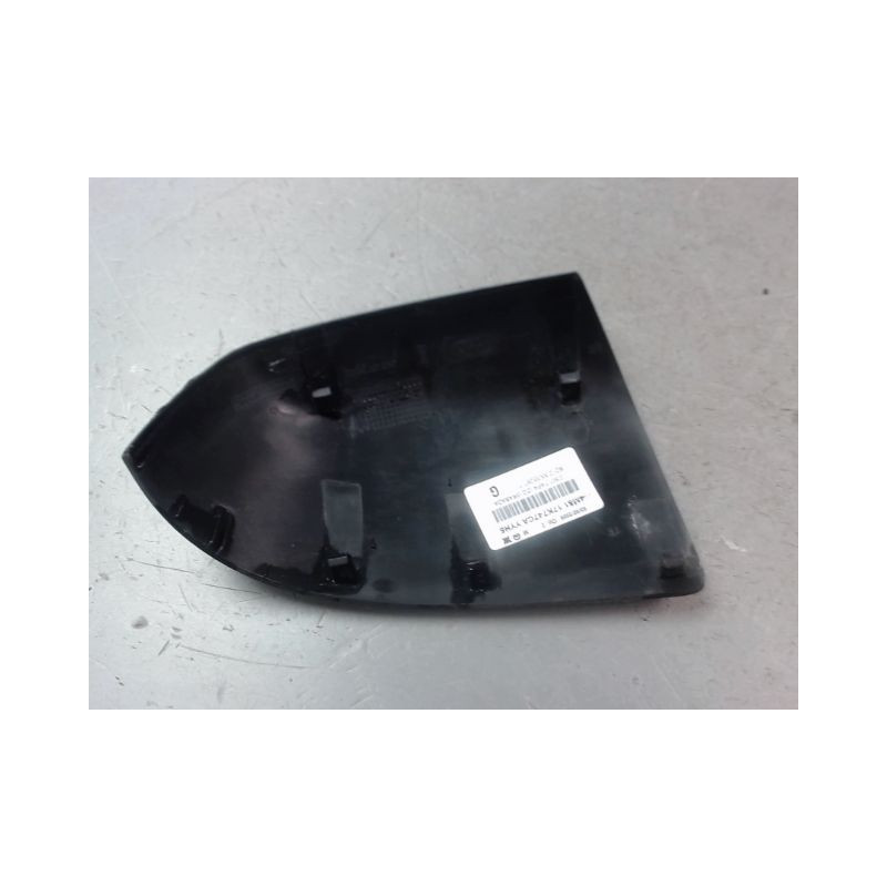 CARENAGE RETROVISEUR EXTERIEUR GAUCHE FORD FOCUS II Phase 1 2004-2007