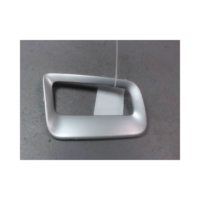 ENJOLIVEUR PARE-CHOC AVD FORD CMAX MONOSP. I Phase 2 2007-2010
