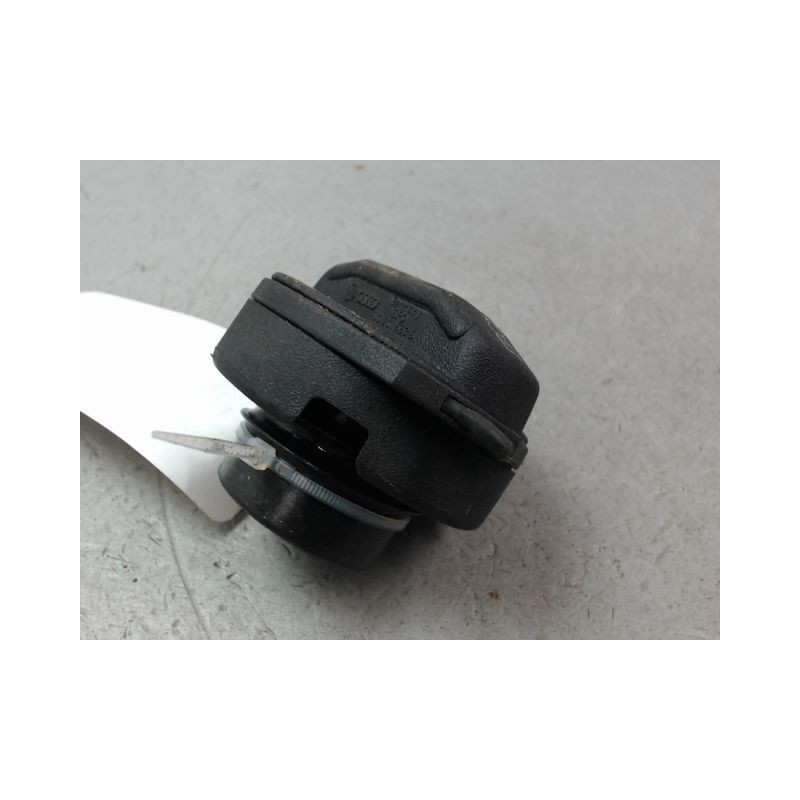 BOUCHON RESERVOIR A CARBURANT VOLKSWAGEN GOLF V PLUS 2005-