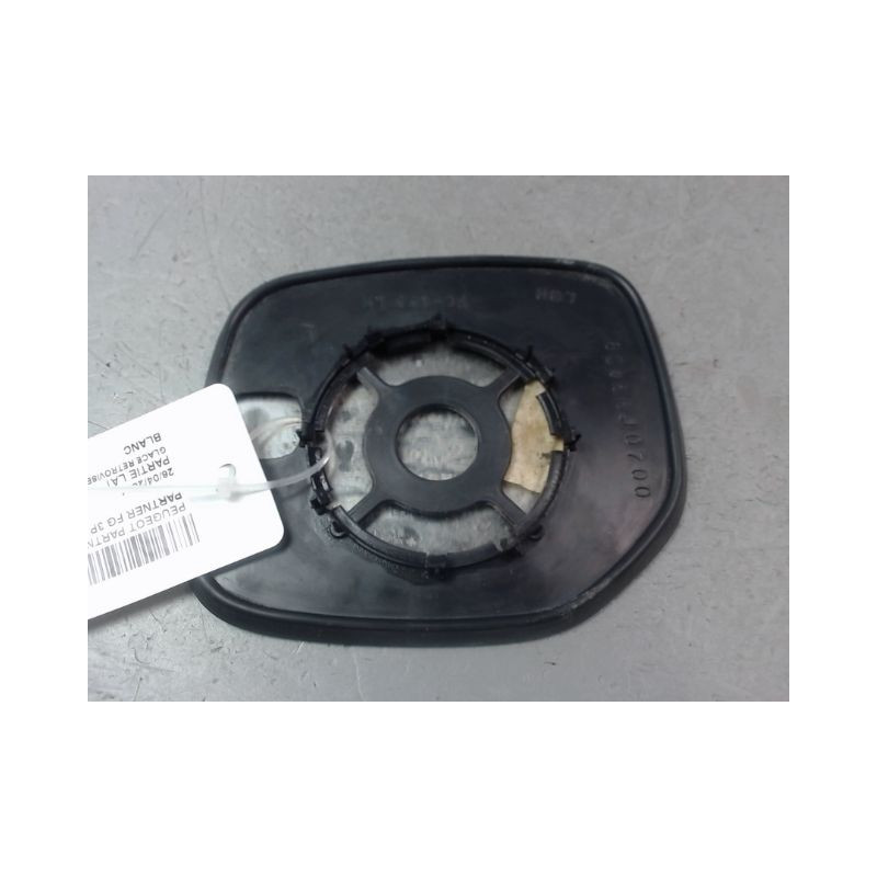 GLACE RETROVISEUR EXT G PEUGEOT PARTNER FG I Phase 2 2002-2008