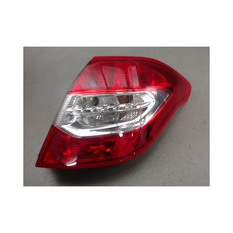 FEU ARRIERE DROIT CITROEN C4