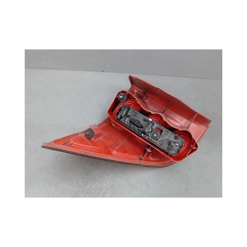 FEU ARRIERE DROIT PEUGEOT 1007