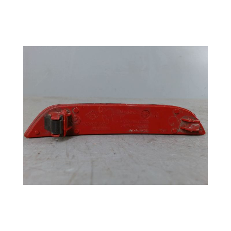 CATADIOPTRE ARG RENAULT CLIO
