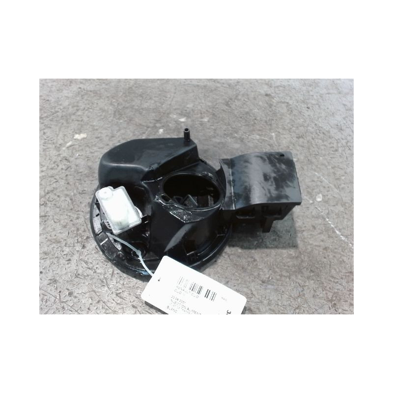 VOLET DE TRAPPE CARBURANT RENAULT CLIO IV