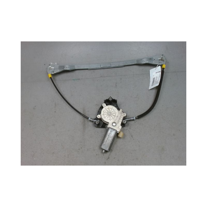 MECANISME+MOTEUR LEVE-GLACE AVANT DROIT RENAULT CLIO II CAMPUS 06-