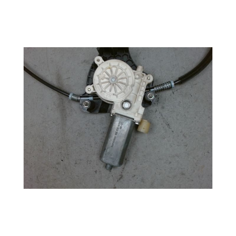 MECANISME+MOTEUR LEVE-GLACE AVANT DROIT RENAULT CLIO II CAMPUS 06-